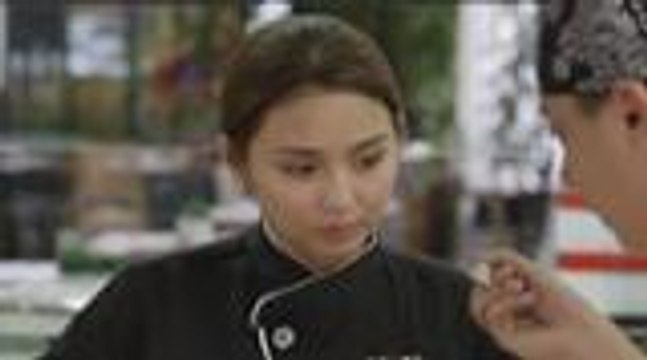 Angelo helps Yna in the kitchen