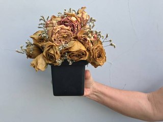 Que faire des fleurs fanées de cérémonie ?