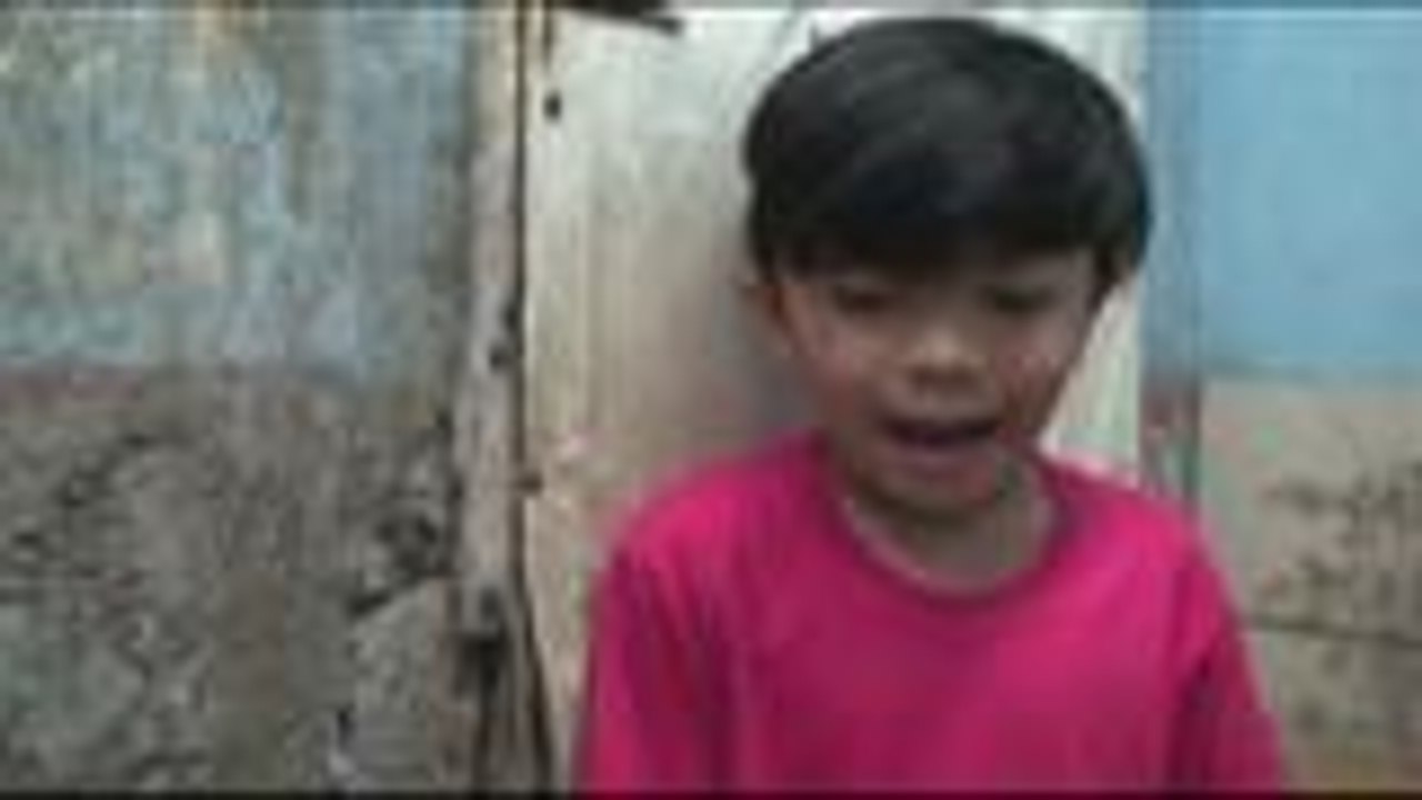 Mac-Mac tries to avoid Ningning