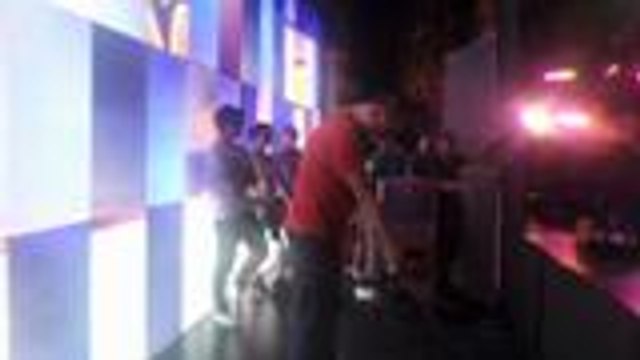 Silipin ang nagaganap sa loob ng TV sa Banana TV!