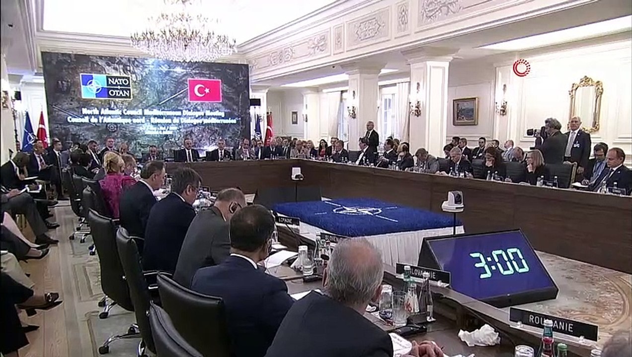 Dışişleri Bakanı Çavuşoğlu, NATO Genel Sekreteri Jens Stoltenberg ile ortak basın toplantısı düzenlendi