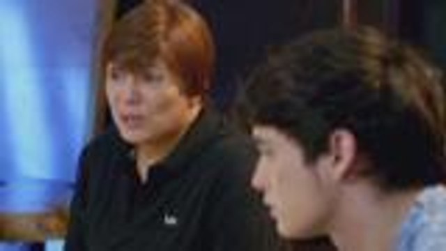 Tita Jack tells Clark that Leah's mom is home