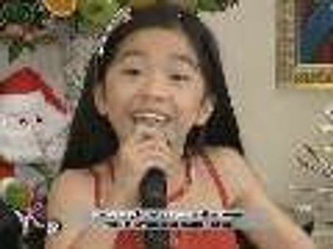 Darlene Vibares sings 'Joy to the World'