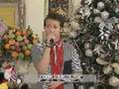 Juan Karlos Labajo sings 'Hark the Herald'