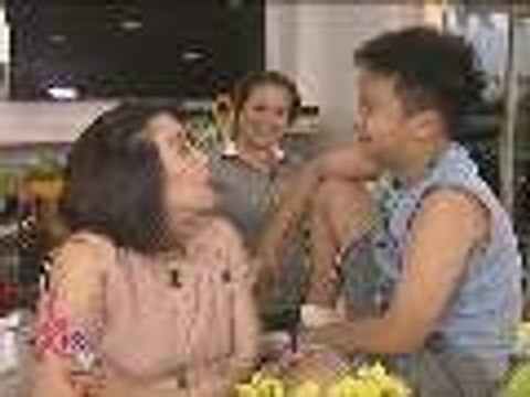 Kris and Bimby's kitchen bonding