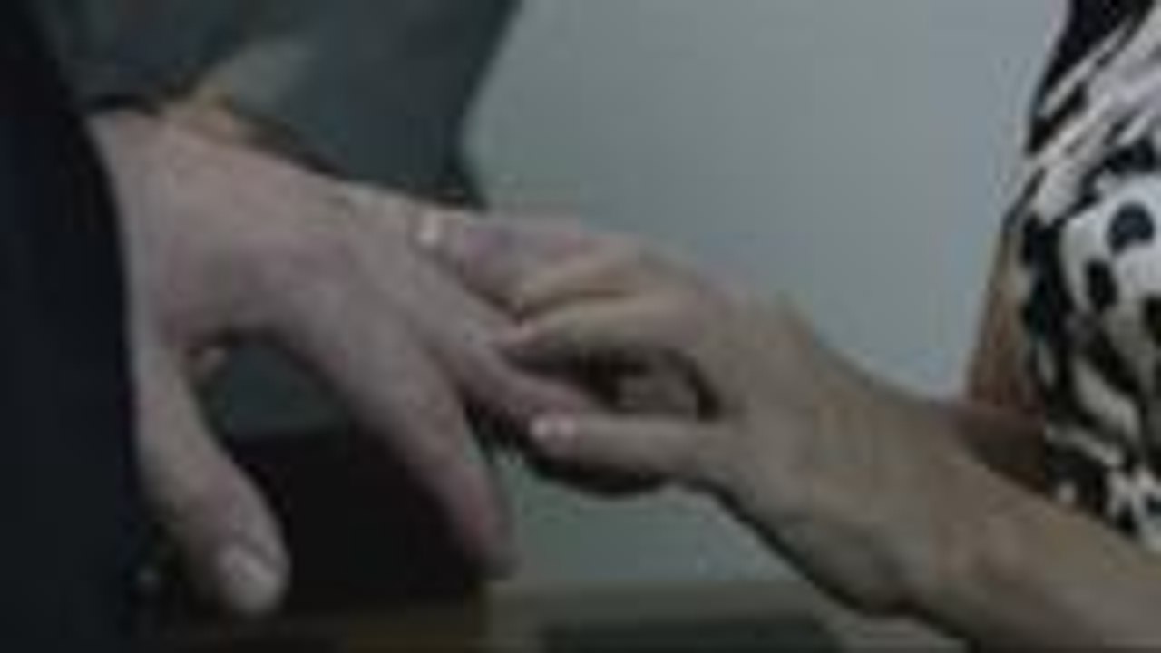 Rona, ikinuwento ang kanyang pinagdaanan sa America kay Clark