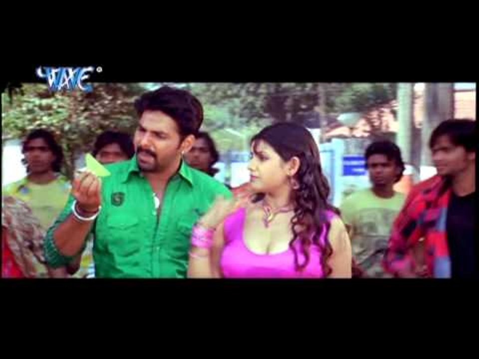 ले लs माजा के इंजेक्शन - Saugandh Ganga Maiya Ke || Pawan Singh || Bhojpuri Film Song 2015