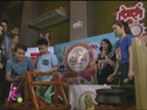 Mga bisita ni Bimby, nag-unahang makashoot ng bola sa 'catapult'