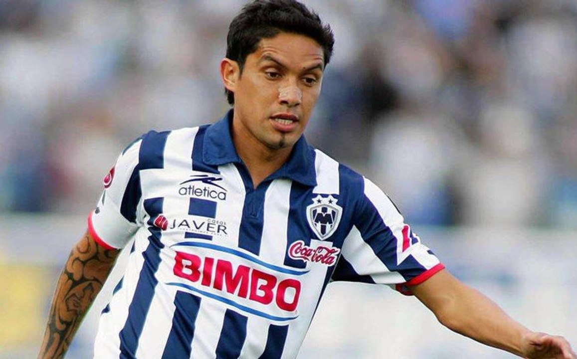 Detienen al "Cabrito" Arellano por abuso sexual