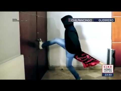 Maestros de la CETEG destrozan el Congreso de Guerrero | Noticias con Ciro Gómez