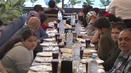 İstanbul Başakşehir'de Şehit Aileleri ve Gaziler İlk İftarını Birlikte Yaptı