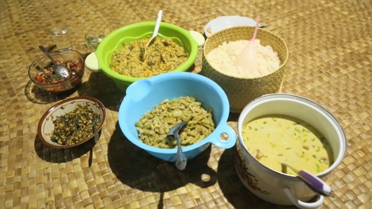 Mencicipi Kuliner Khas Sumba