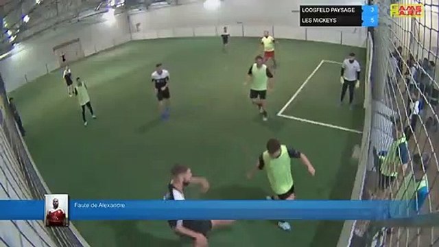 Faute de Alexandre - LOOSFELD PAYSAGE Vs LES MICKEYS - 06/05/19 19:00 - LIGUE 4