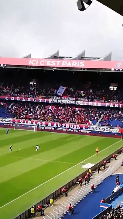 PSG - OGC NICE / DES SOUVENIRS PLEIN LA TÊTE