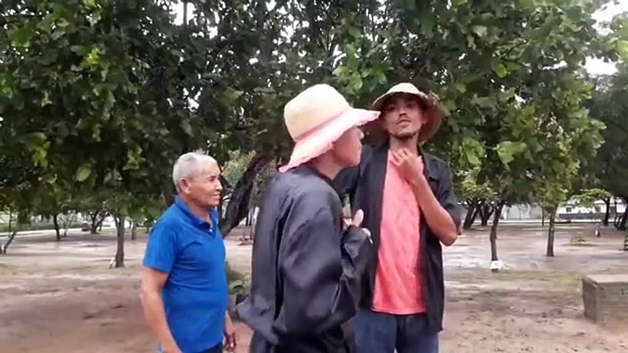O MATUTO E GOSTOSA DA PRAÇA
