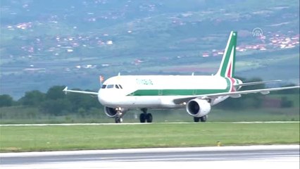 Papa Franciscus Kuzey Makadonya'da - Karşılama Töreni