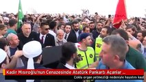Kadir Mısıroğlu'nun Cenazesinde Atatürk Pankartı Açanlar Gözaltına Alındı