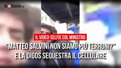 Download Video: Il video beffa a Matteo Salvini, durante il selfie la giovane dem commenta 