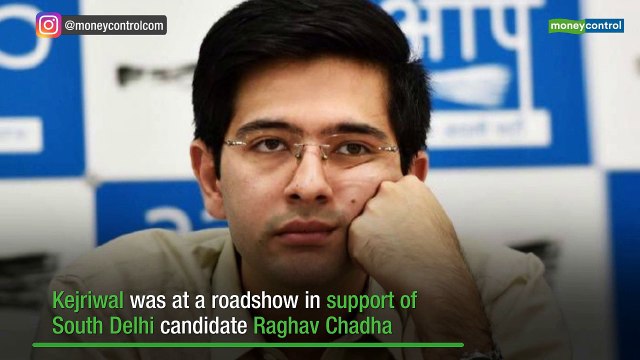 Take money from other parties, but vote for AAP: Arvind Kejriwal