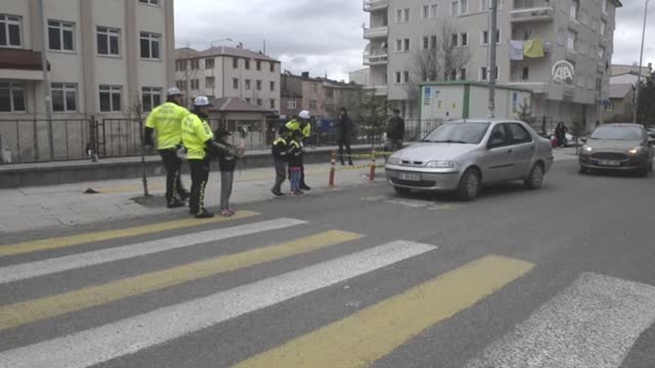 Ardahan'da "Trafik Haftası" Etkinliği