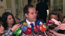 Aguado tiende la mano a Díaz-Ayuso para formar gobierno en Madrid