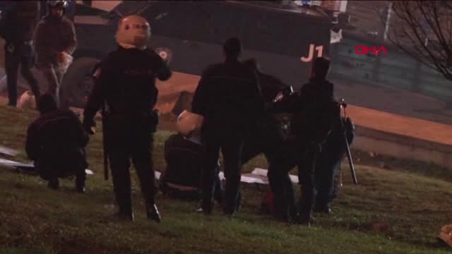 İstanbul-Beşiktaş'taki Terör Saldırısında Ağır Yaralanan Polis Memuru Şehit Oldu