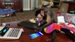 Monkey struggles to make sense of smartphone