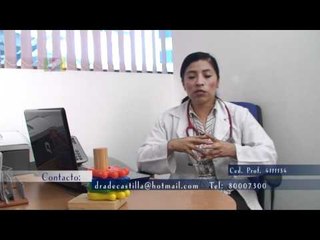 ¿A qué edad se da el tratamiento para las anormalidades en el descenso de los testículos?