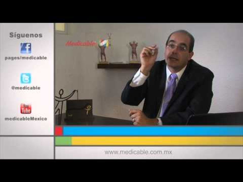 ¿Cómo es y que riesgos existen en la cirugía para implante coclear?