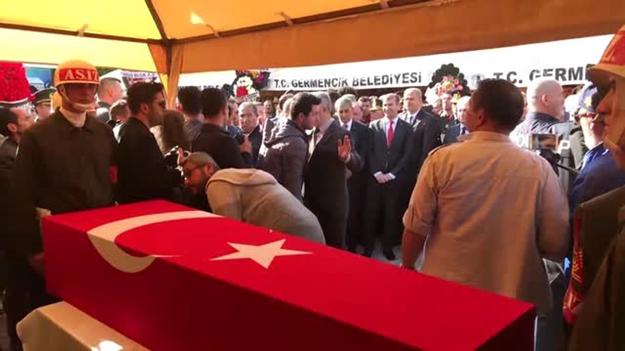 Şırnak'ta Şehit Olan Piyade Sözleşmeli Er Görkem Akkuş Son Yolculuğuna Uğurlandı