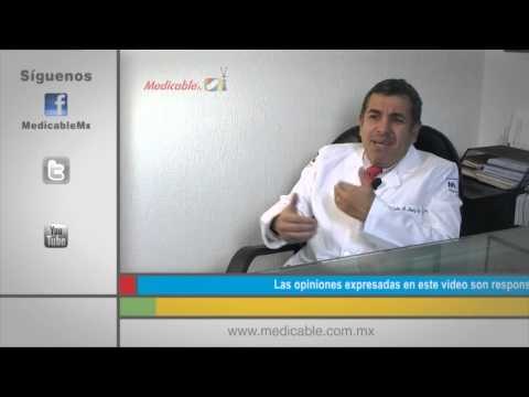 ¿De qué forma puede ayudar la familia a un paciente con alergia a las proteínas de la leche de vaca?