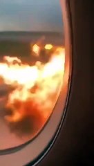 Ces passagers ont filmé l’atterrissage de leur avion en feu à Moscou