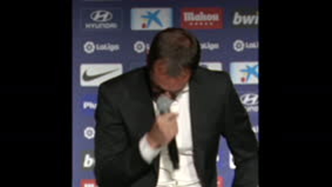 Godin breaks down as he announces Atletico departure