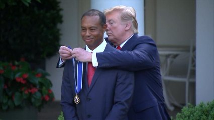 Distinction - Tiger Woods reçoit la Médaille de la Liberté