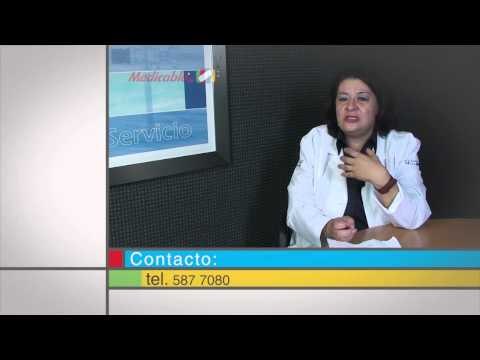 Si tengo un implante dental, ¿qué cuidados debo tener al masticar o comer?