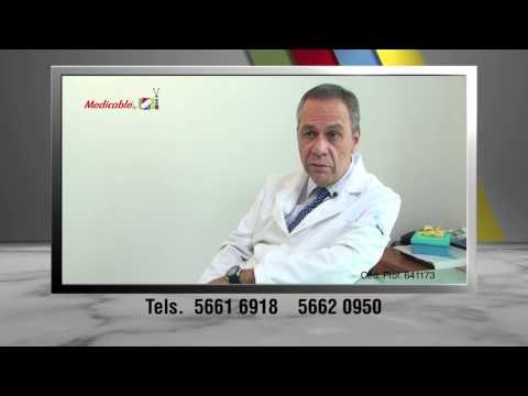 ¿Qué hago si mi bebé tiene reflujo y vómito?