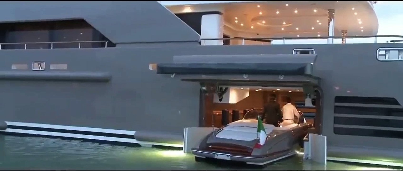 EXCLUSIVE VIP TOUR