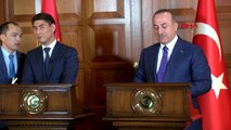 Bakan Çavuşoğlu, Kırgızistanlı Mevkidaşı ile Ortak Basın Toplantısı Düzenledi