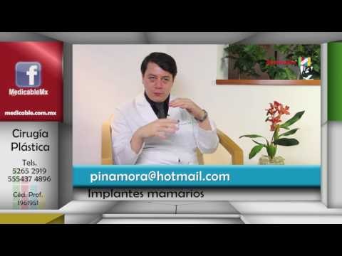 ¿Puede una madre dar pecho si se puso implantes mamarios?
