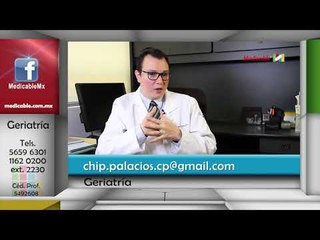 ¿Con qué especialidades se apoyan los geriatras para mejor atención del adulto mayor?