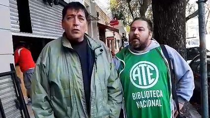Trabajadores despedidos de la Biblioteca Nacional pidieron su reincoporación