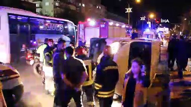 Otomobil ile kamyonet çarpıştı: 4 yaralı