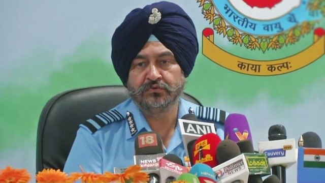 Air Chief Marshal BS Dhanoa says, 'We hit terror targets, can't count casualties' | Oneindia News