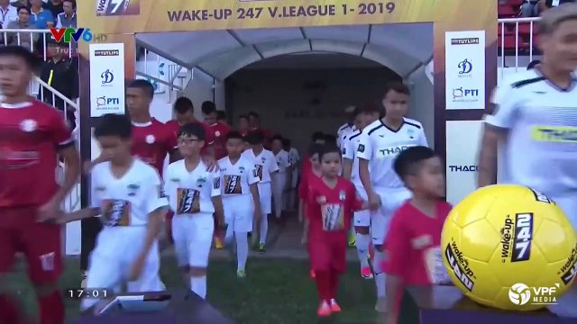 Rời trận đấu với 10 người, HAGL nhận thất bại đầu tiên tại Wake - up 247 V.League 2019 | VPF Media