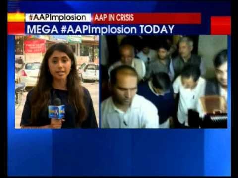 Anjali Damania quits party amidst allegations of horse-trading against Kejriwal