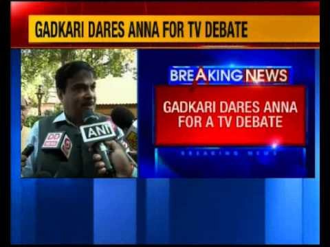 Nitin Gadkari invites Sonia Gandhi, Anna Hazare for open debate on Land Bill