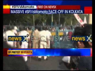SFI workers protest against Mamata Banerjee