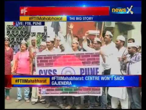 AAP student wing protests against FTII chief Gajendra Chauhan