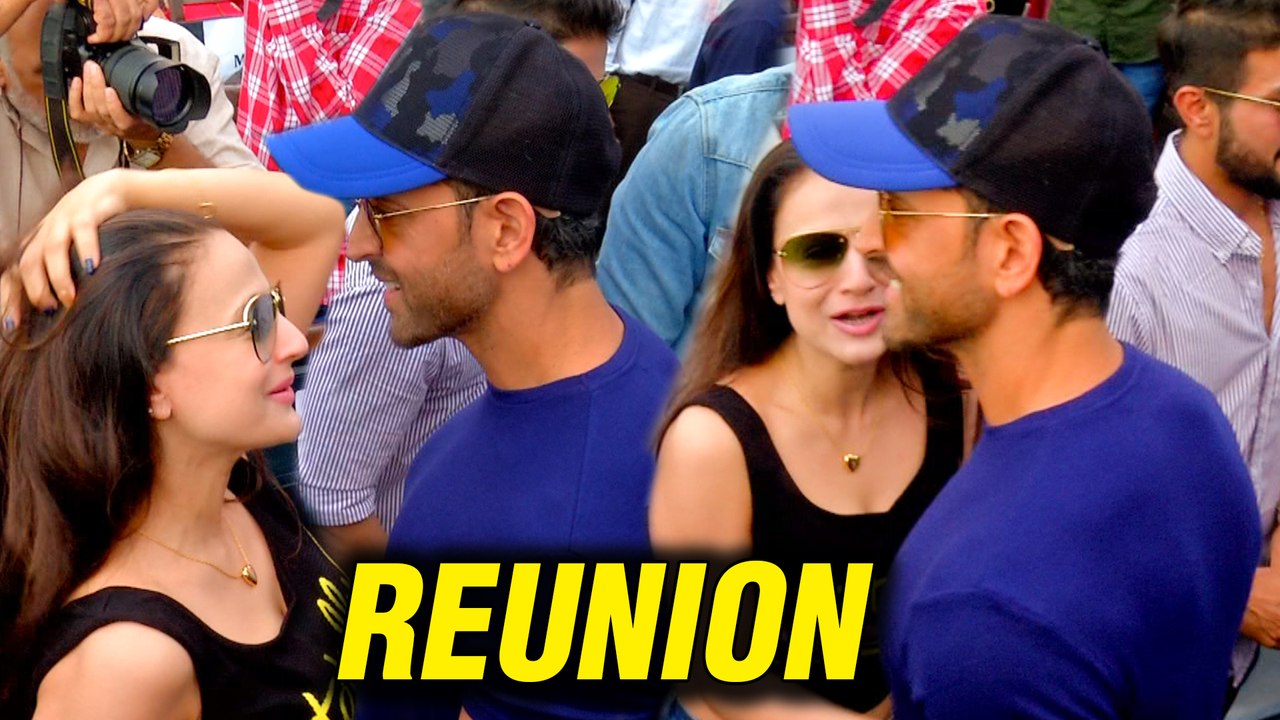 Hrithik Roshan And Ameesha Patel Kaho Naa Pyaar Hai REUNION