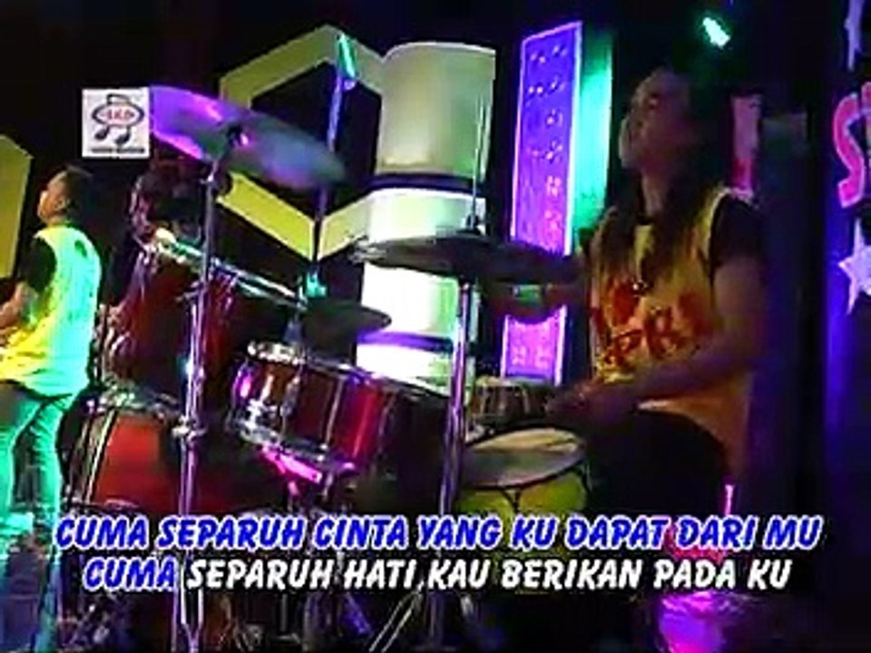 Ratna Antika - Aku Mah Apa Aku [Official Music Video]